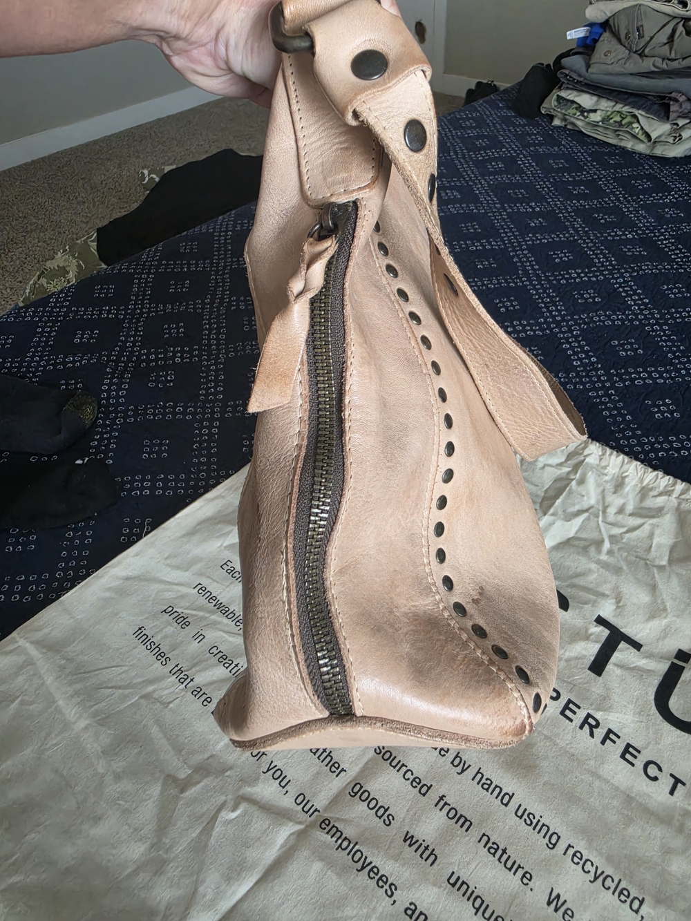 Bed Stu Packet LTC Leather Studded Shoulder Bag - Picture 4 of 10